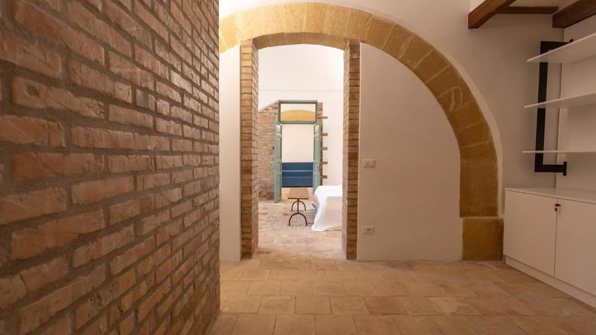Ancient Arches - Charming House In Marsala Apartment